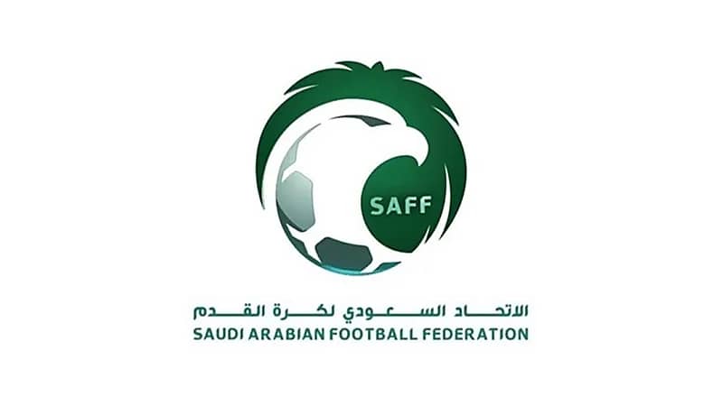 اللجنة الطبية باتحاد القدم: لن يسمح للأندية باستخدام غرف الملابس في المباريات