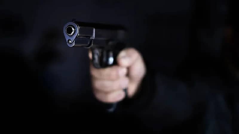 عريس يقتل عروسه و3 آخرين في منزل والدها