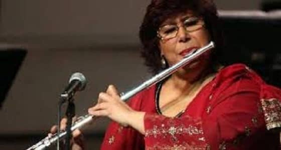 بالفيديو.. عازفة فلوت تصبح أول وزيرة للثقافة في مصر
