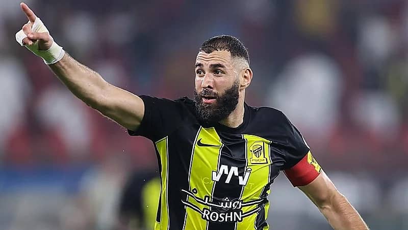 ماركا: بنزيما لم يتأكد استمراره مع الاتحاد بالموسم المقبل