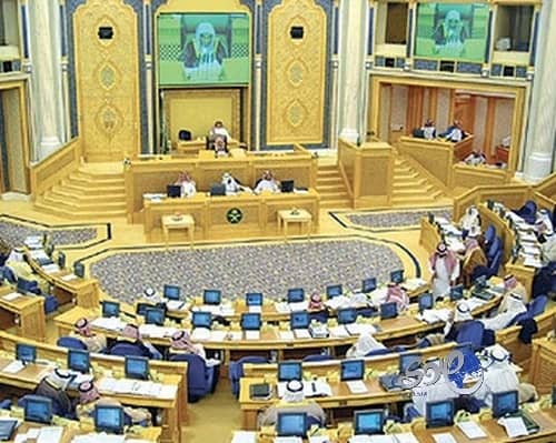 بالصور.. وفد الدعوة وتوعية الجاليات يلتقي بالجهاز الفني لنادي النصر