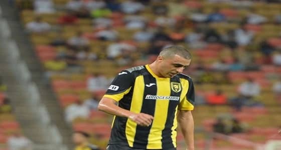 طبيب ينصح " العكايشي " : اذهب لأخصائي نفسي