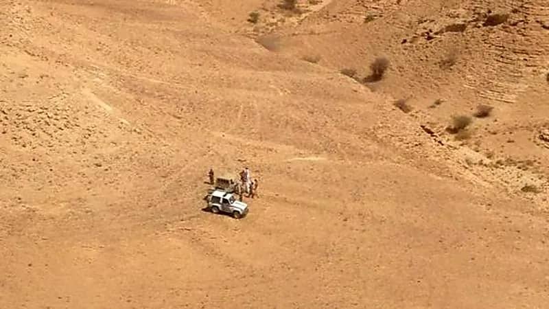 الطريقة الصحيحة للتصرف إذا انقطعت في مكان نائي بمفردك.. فيديو