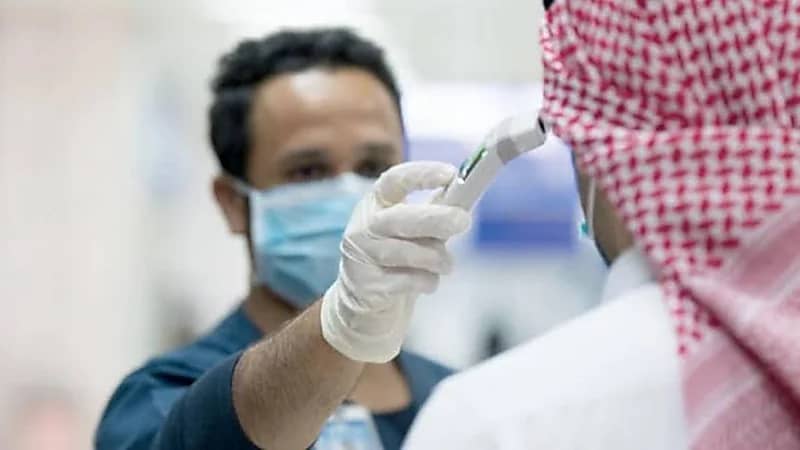 "الصحة" تكشف طريقة الدخول الآمن للأماكن العامة