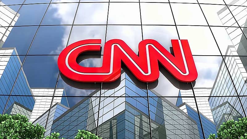 صورة.. علاقة غرامية تتسبب في استقالة رئيس CNN
