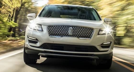 بالصور.. تقديم سيارة لينكولن MKC 2018  بعدة طبقات من الفخامة