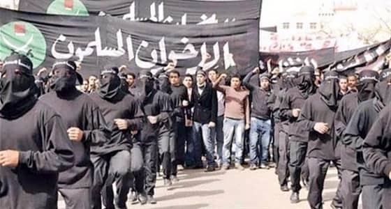 مصر تعتزم إصدار قانون يقضي بعزل الأساتذة الإخوان من الجامعات