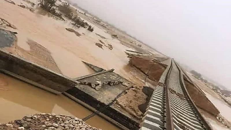 وزير النقل يعلن البدء في إصلاح المناطق المتضررة من سكة قطار القريات وموعد تشغيله