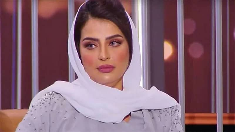 بالفيديو.. بدور البراهيم تنفي ترويجها لاحتساء "الخمور"