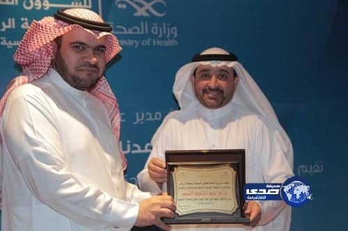 بالصور.. جلسة تصوير لزفاف كلبين تٌثير ضجة بالانترنت