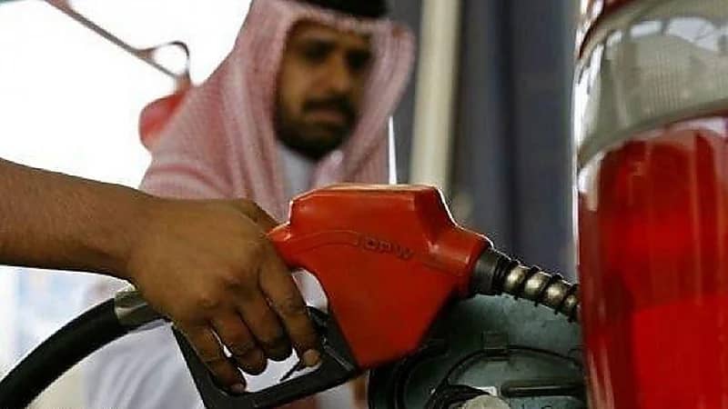 تنبيه من "المواصفات" بخصوص البنزين