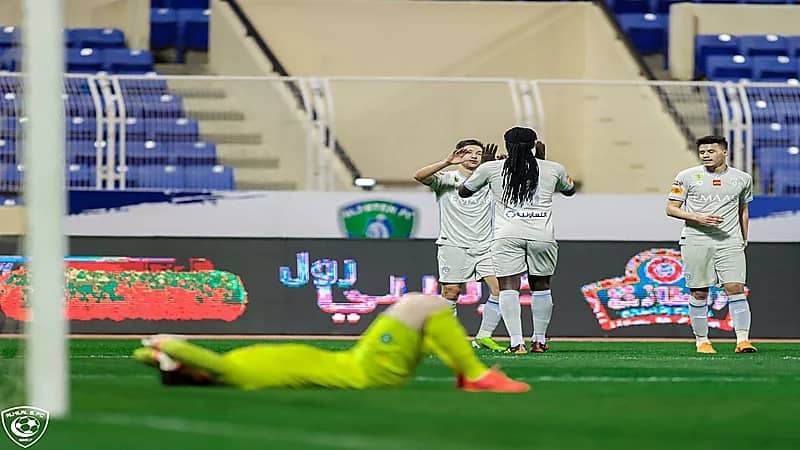 بالفيديو.. الهلال يستعيد توازنه ويدك الفتح بخماسية
