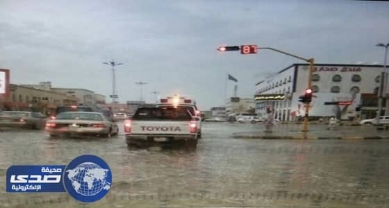 الإنذار المبكر يحذر من أمطار رعدية وتدني الرؤية على هذه المناطق