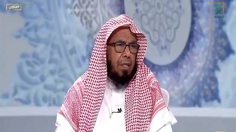 بالفيديو.. الشيخ المطلق يوضح حكم الحلف بالحرام في كل لحظة