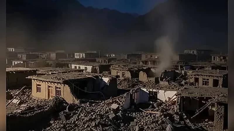 زلزال يضرب أفغانستان وباكستان