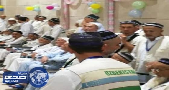 وصول 75 حاجا من أوزباكستان بينهم محاربون شاركوا بالحرب العالمية الثانية