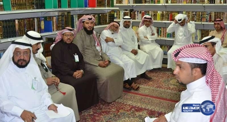 بالصور ..إحتراق عدد من حافلات نقل الطلاب بملعب "تعليم أبوعريش"