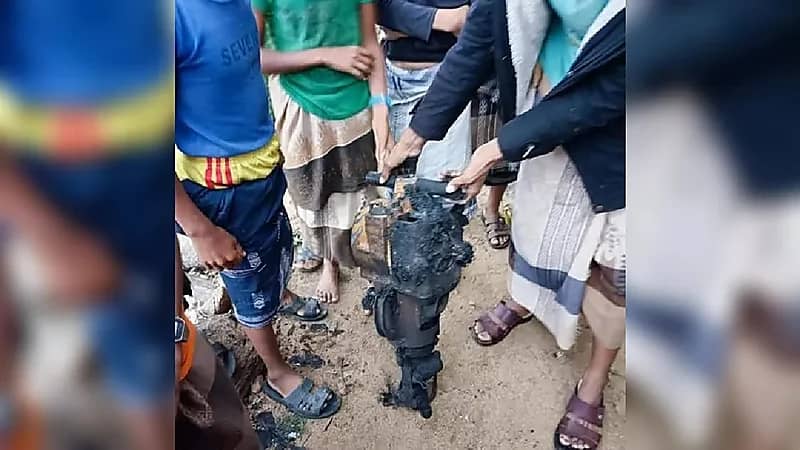 صاعقة رعدية تحرق منزلاً باليمن ونجاة الأسرة بأعجوبة