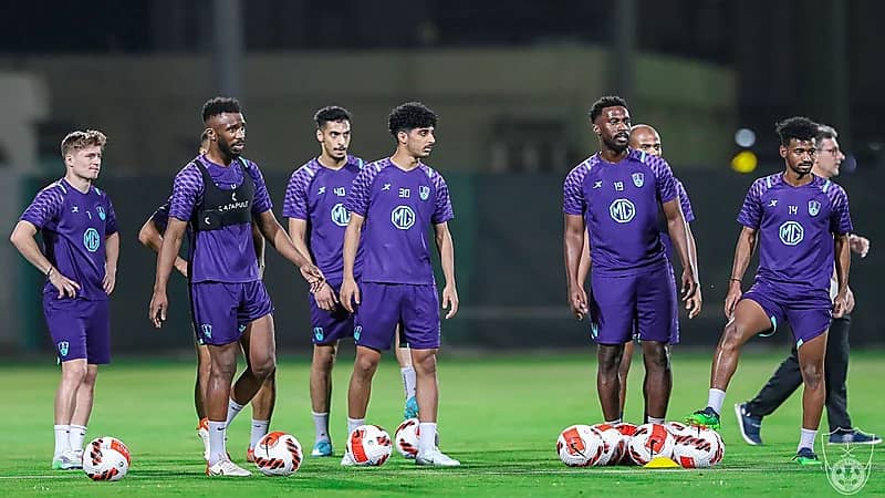 بالفيديو.. طلب بعقد جمعية عمومية غير عادية بالأهلي لوجود مخالفات مالية