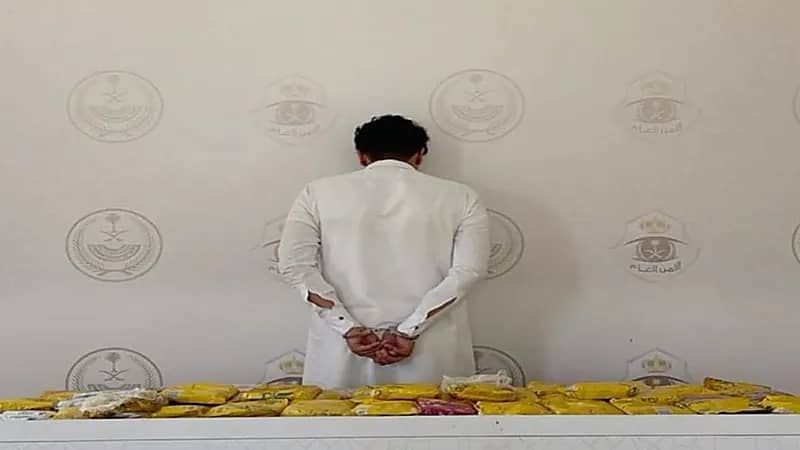 إحباط ترويج 42 كيلوجرامًا من مادة الحشيش المخدر بعسير