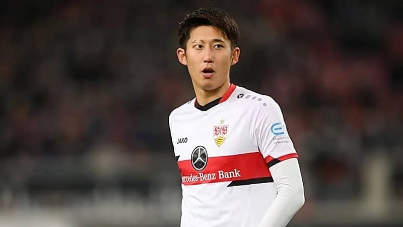 مدافع ياباني على رادار الأهلي