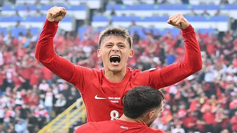 غولر يتفوق على رونالدو في اليورو