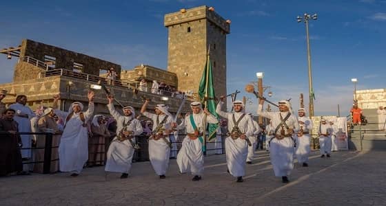 " قرية الباحة التراثية " بالجنادرية تستقبل العائلات بالموروث الشعبي والبرامج الهادفة