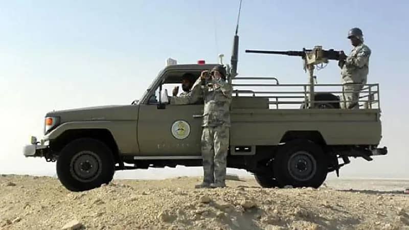 القبض على 11 مخالفًا لتهريبهم مواد مخدرة وإحباط محاولة تهريب