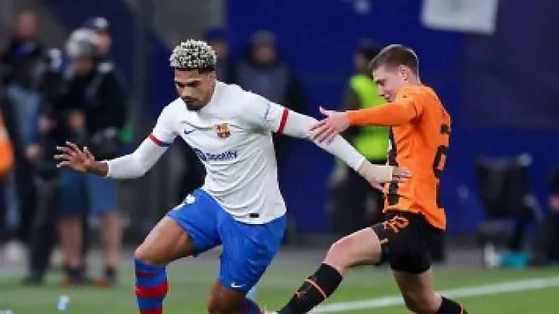 خسارة برشلونة أمام شاختار تسبب خسارة مالية كبيرة