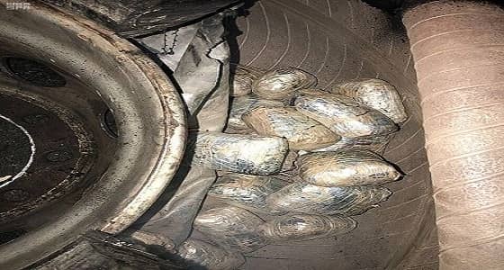 بالصور.. الجمارك تحبط تهريب أكثر من 430 ألف حبة " كبتاجون " و " ترامادول "