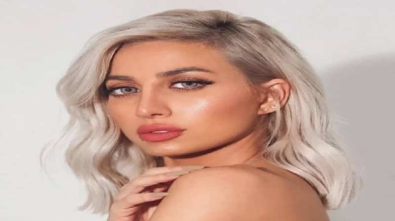 "مودل روز" تكشف تفاصيل إصابتها بكسر في الأنف