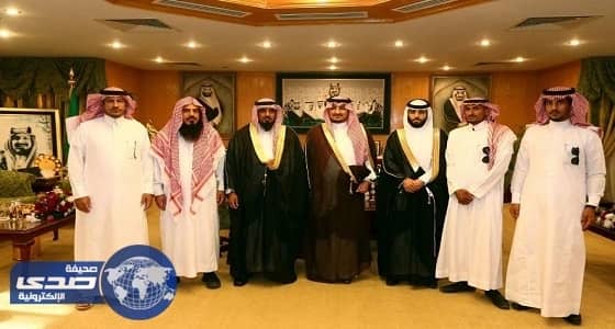 نائب أمير الجوف يطلع على الجهود الخدمية لبلدية ومجلس بلدي أبو عجرم