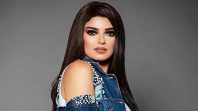 ابنة فيفي عبده بعد خروج والدتها من العمليات: "ادعوا لأمي"