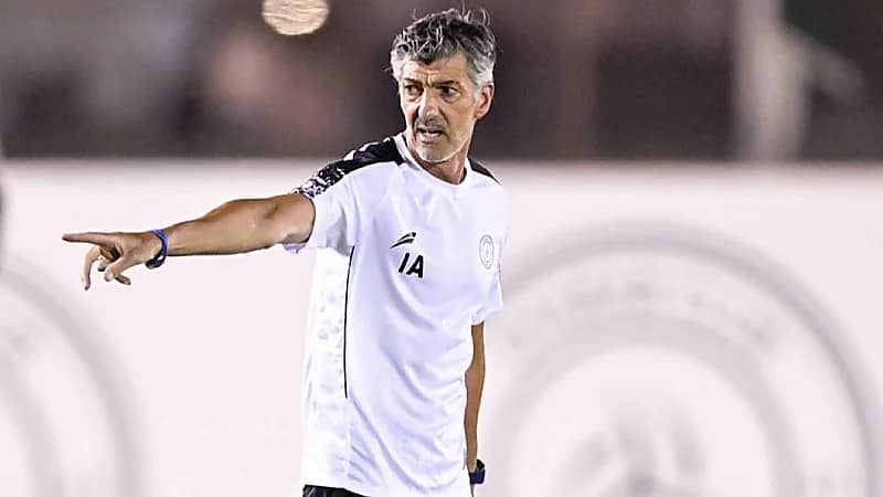 الشباب يفاضل بين لاعب ألماني و باثي سيس