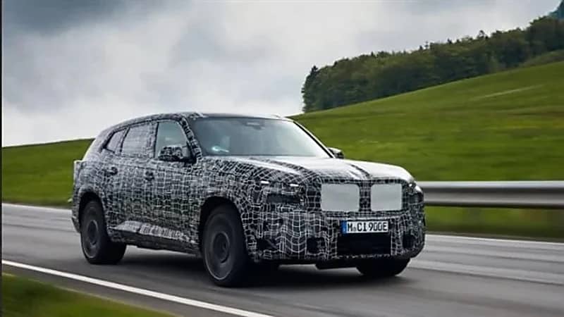 بالصور.. BMW XM الهايبرد بلج إن الجديدة تخيب الآمال