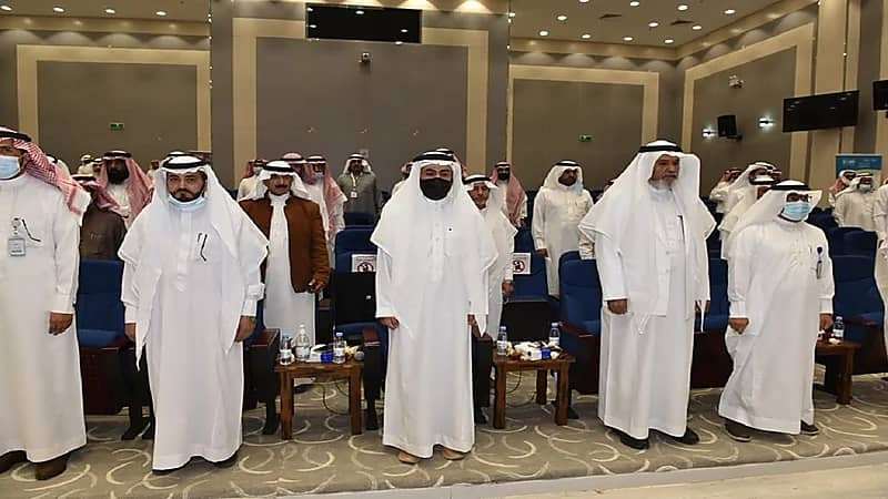 بالصور.. مدير تعليم النماص يرعى حفل تكريم المتقاعدين