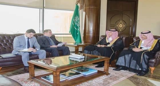 وزير النقل يستقبل السفير الروسي لبحث سبل التعاون