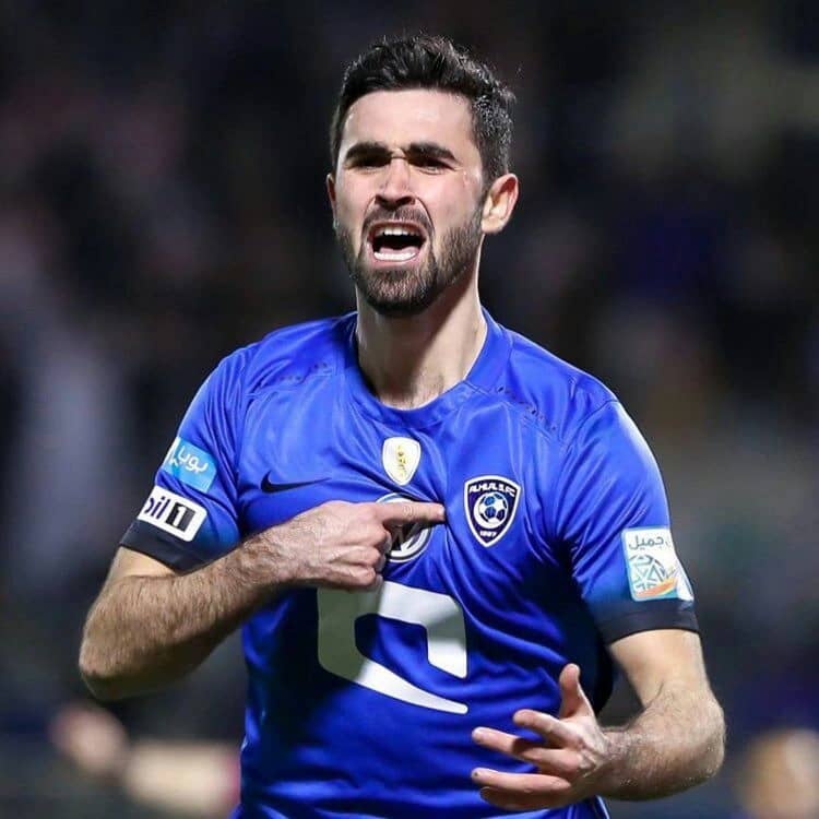 عضو شرف الهلال يطالب اللاعبين بالقتال