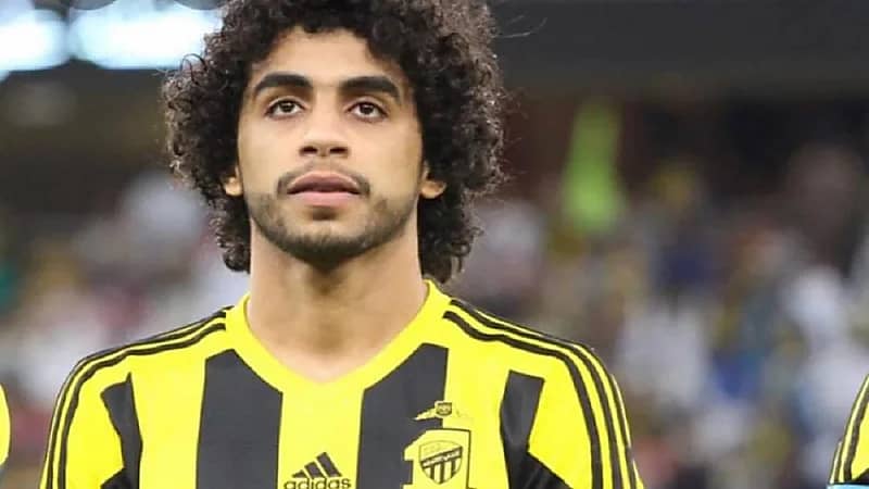 فيصل الخراع يتسلم مستحقاته المالية المتأخرة من الاتحاد