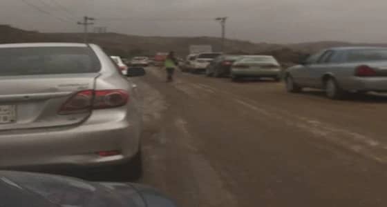 بالفيديو والصور.. السيول تحتجز معلمات مدرسة بالكامل لـ 7 ساعات بعد رفض مغادرتهن