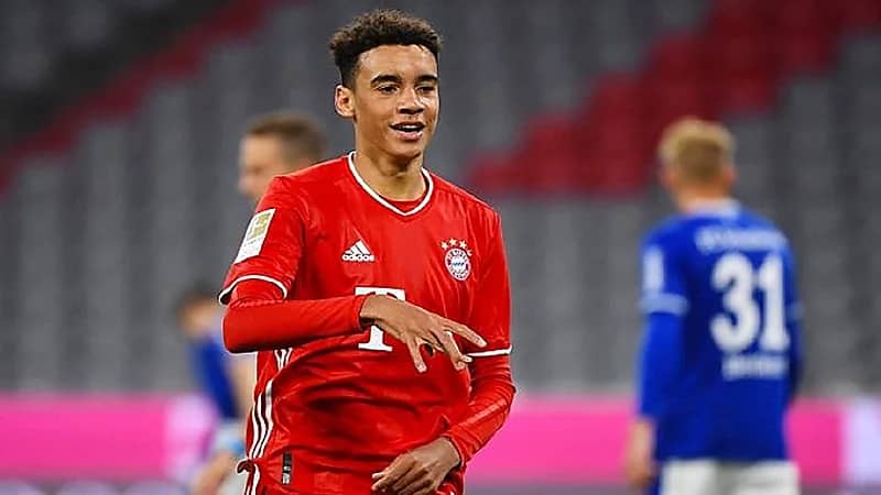 موسيالا يدافع عن دوناروما: لم يتعمد بالمرة إصابتي