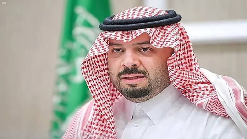 أمير الحدود الشمالية يوجّه باستمرار العمل خلال إجازة عيد الأضحى