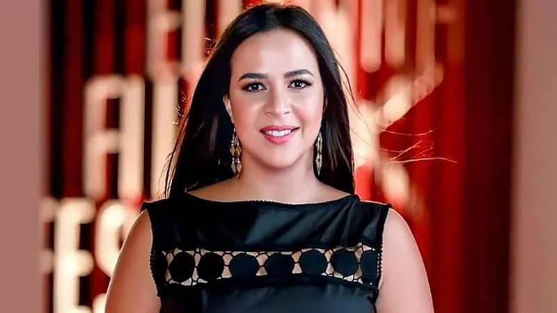 إيمي سمير غانم تحذر من صفحة تنتحل شخصيتها