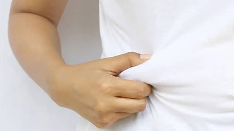 مشروبات تخزن الدهون بالجسم