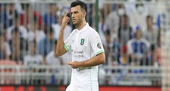 غياب " السومة " عن المران يشعل الصراع من جديد.. وريبروف يعاقبه