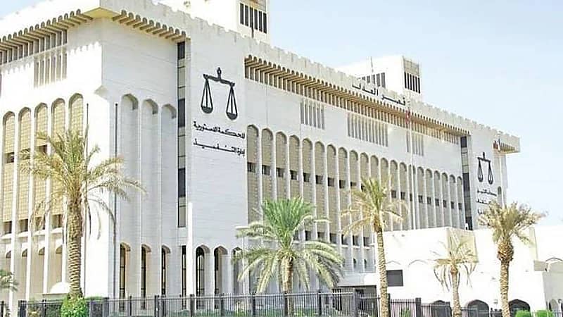 سجن عسكريين وطبيبة كويتية و3 آخرين لمدة 5 سنوات