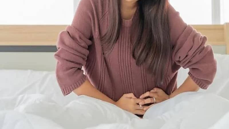 بالفيديو .. سبب إصابة النساء بسرطان "عنق الرحم"