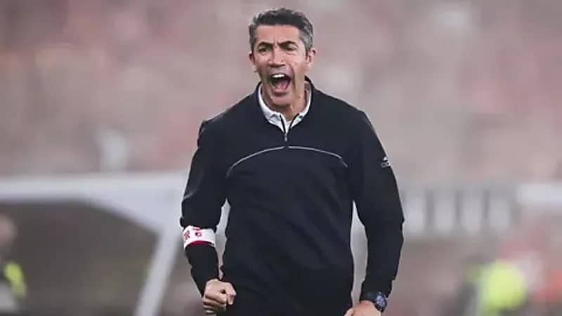 الأهلي المصري يغري مدرب بنفيكا السابق