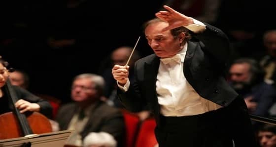 فضائح التحرش الجنسي تلاحق موسيقار مشهور