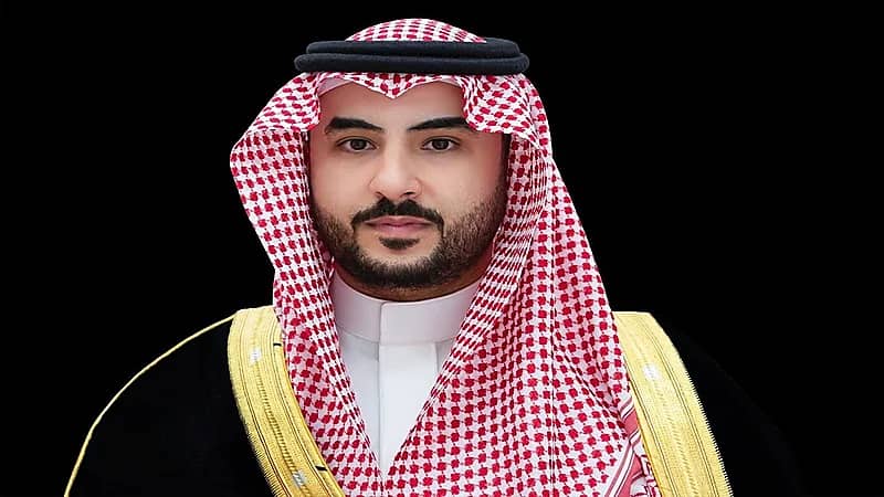 ‎وزير الدفاع يبحث المستجدات الإقليمية والدولية مع نظيره البريطاني